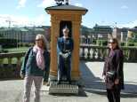 Tormenting the guard at the Royal Palace