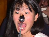 Surprised Laura hangs a spoon.jpg (50650 bytes)